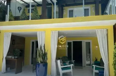 Casa com 3 dormitórios à venda, 350 m² por r$ 3.500.000,00 - praia das taquaras - balneário camboriú/sc