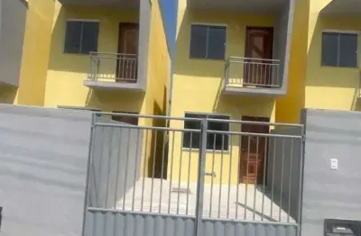 Casa com 2 quartos à venda na Rua Imbitiba, Laranjal, São Gonçalo