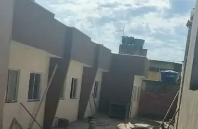Casa com 1 quarto à venda no Coelho, São Gonçalo 
