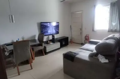 Casa com 2 quartos à venda na Rua Expedicionário Ari Rauen, Colubande, São Gonçalo