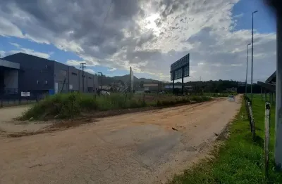 Amplo terreno em camboriú, excelente oportunidade próximo a br 10.