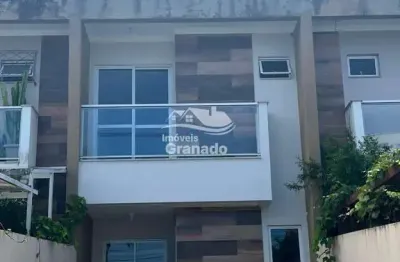 Sobrado com 2 suítes à venda, 120 m  centro, camboriu - sc