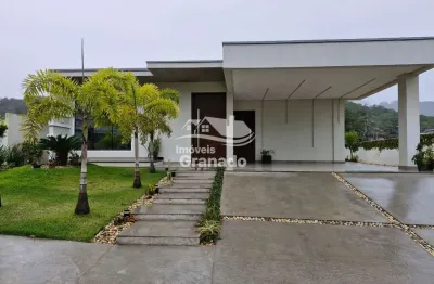 Casa com 3 suítes à venda no bairro areias, camboriu - sc