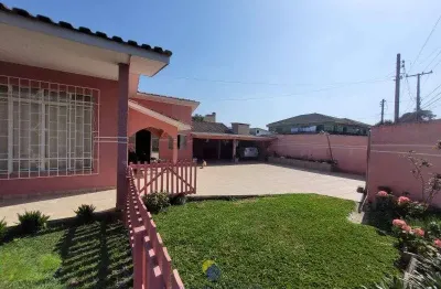 Excelente casa de esquina 3 quartos em são josé dos pinhais, bairro quissisana.