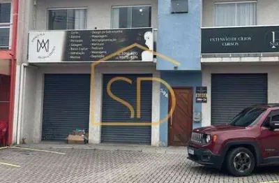 Ótimo studio para locação, com água e luz incluso, na costeira em são josé dos pinhais