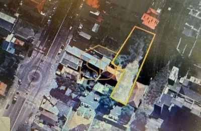 Espetacular Terreno à venda com 1185, 86m² ZC1 - até 25 andares em São José dos Pinhais, Centro.