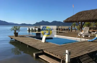 Casa com 6 quartos à venda no Centro, Guaratuba 