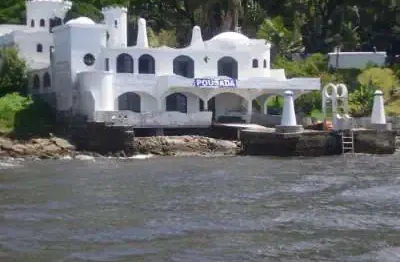 Mansão mediterrâneo com linda vista para a baia de guaratuba