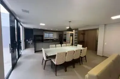 Casa com 7 quartos à venda no Centro, Guaratuba 