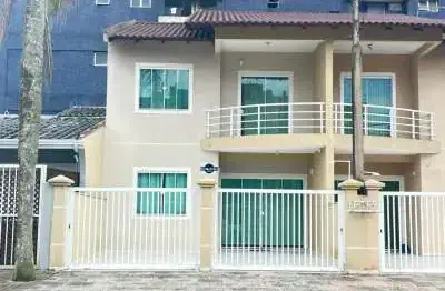 Casa com 3 quartos à venda no Centro, Guaratuba 