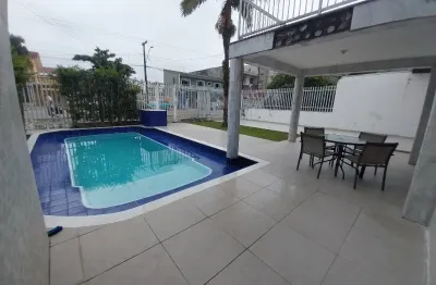 Casa com 2 quartos para alugar no Centro, Guaratuba 