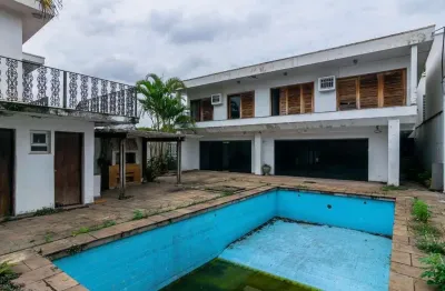 Casa com 4 quartos à venda na Rua Curuzu, 98, Alto da Lapa, São Paulo por R$ 1.850.000