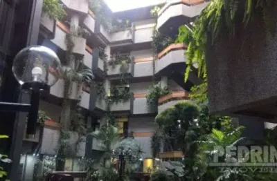 Sala comercial à venda no higienópolis, porto alegre  por r$ 330.000
