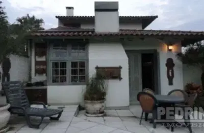 Casa com 3 quartos à venda no ipanema, porto alegre  por r$ 650.000