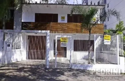 Casa com 3 quartos para alugar na bela vista, porto alegre  por r$ 6.900