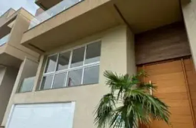 Casa com 3 quartos à venda na vila assunção, porto alegre  por r$ 1.750.000