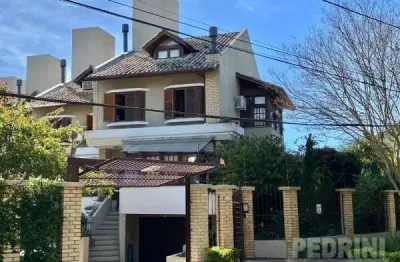 Casa em condomínio fechado com 4 quartos à venda na vila conceição, porto alegre  por r$ 1.490.000