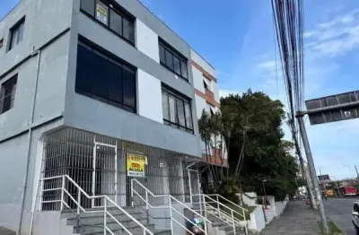 Apartamento com 1 quarto para alugar no teresópolis, porto alegre  por r$ 1.300