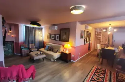 Apartamento com 3 quartos para alugar em petrópolis, porto alegre  por r$ 5.000