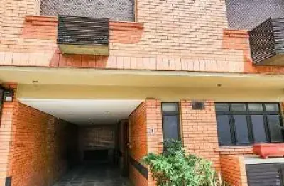 Casa em condomínio fechado com 3 quartos à venda no cristal, porto alegre  por r$ 920.000