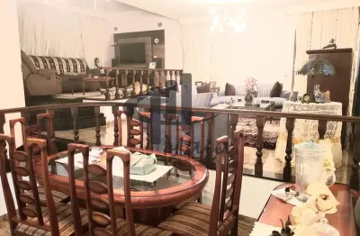 Casa com 3 quartos à venda na Amazonas, R, Cerâmica, São Caetano do Sul