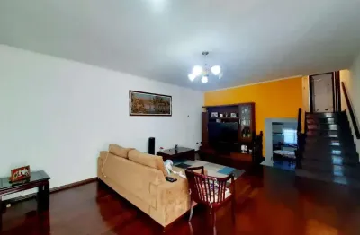 Casa com 4 quartos à venda na Aguapei, R, Santa Maria, Santo André