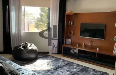 Casa com 3 quartos à venda na Rua José Santi, Cerâmica, São Caetano do Sul