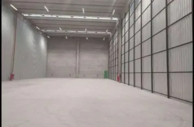 Barracão / Galpão / Depósito para alugar na Avenida dos Estados, Parque Jaçatuba, Santo André