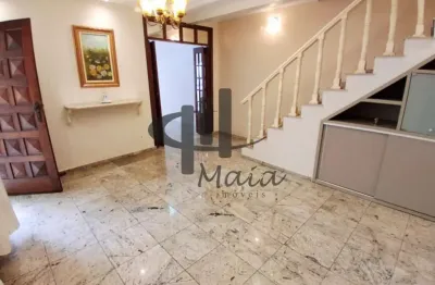 Casa com 3 quartos para alugar na Rua Cavalheiro Ernesto Giuliano, Osvaldo Cruz, São Caetano do Sul