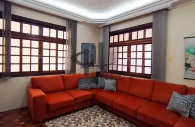 Casa com 3 quartos para alugar na Alameda São Caetano, Santa Maria, São Caetano do Sul