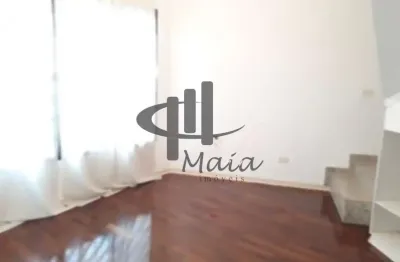 Casa com 3 quartos para alugar na Avenida Doutor Augusto de Toledo, Osvaldo Cruz, São Caetano do Sul