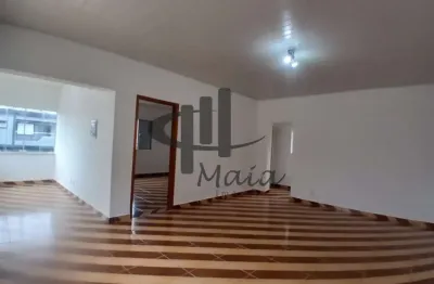 Casa com 2 quartos para alugar na Rua Luís Fiorotti, Olímpico, São Caetano do Sul