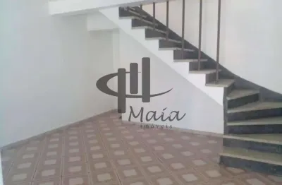 Casa com 2 quartos para alugar na Rua Cavalheiro Ernesto Giuliano, Olímpico, São Caetano do Sul