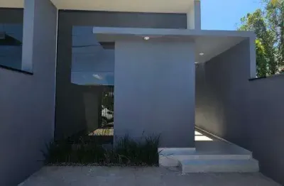 Excelente casa à venda na praia com 2 quartos em caraguatatuba