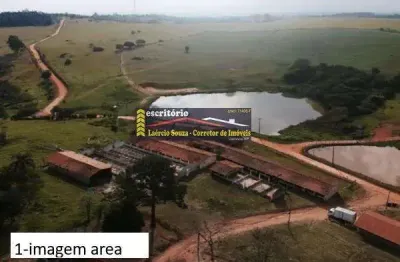 Sítio venda em itu/sp - 02 barracões com 1500m² e 1200m². 01 casa principal e 01 casa hóspedes.