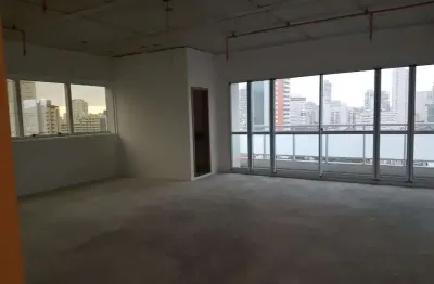 Conjunto comercial novo em prédio requisitado em andar alto