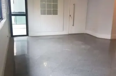 Belíssimo três dormitórios com três suítes, dependência, gar
