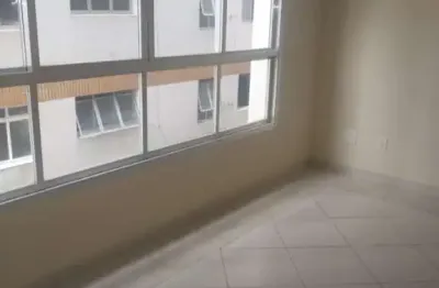 Dois dormitórios com dependência. amplo. garagem demarcada