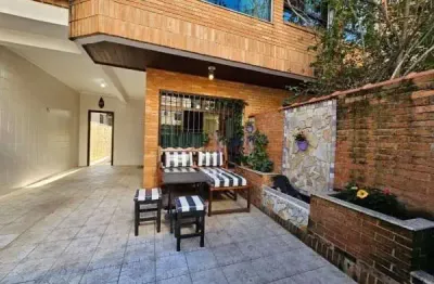 Casa com 4 quartos à venda no Embaré, Santos 