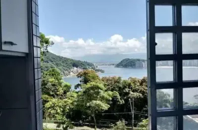 Ilha porchat - dois dormitórios. no mais alto da ilha. paz.