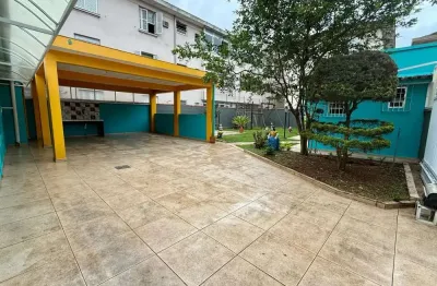 Casa grande. 430 m2. 3 dormitórios e edicula. toda mobiliada