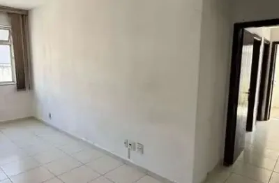 Três dormitórios. portaria 24 horas. elevador, quadra praia