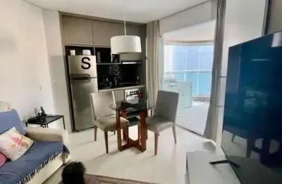 Apartamento flat 1 dormitório. fica tudo. 1 quadra da praia.