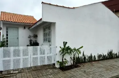 Linda casa para locação no bairro costa e silva - joinville sc