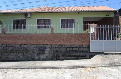Casa com 3 dormitórios a venda, 175,00 m² por r$ 690.000,00  forquilhinha