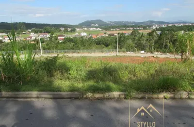 Terreno comercial com 243,85 m² no loteamento lisboa 3  são josé - sc