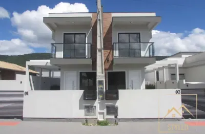 Excelente sobrado com 94 m² localizado no loteamento bosque de são josé sc