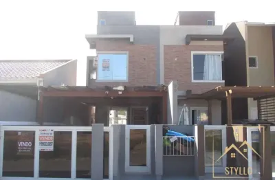 Sobrado localizado no loteamento parque das palmeiras /  são josé sc