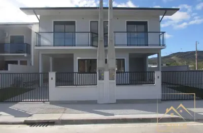 Excelente sobrado com 120,00 m²  loteamento bosque de são josé - sc