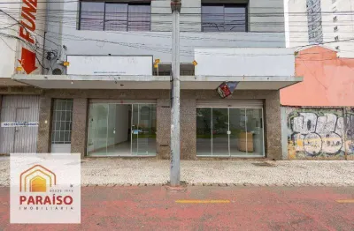 Locação de prédio com estacionamento próprio, composto de lojas e salas comerciais no centro